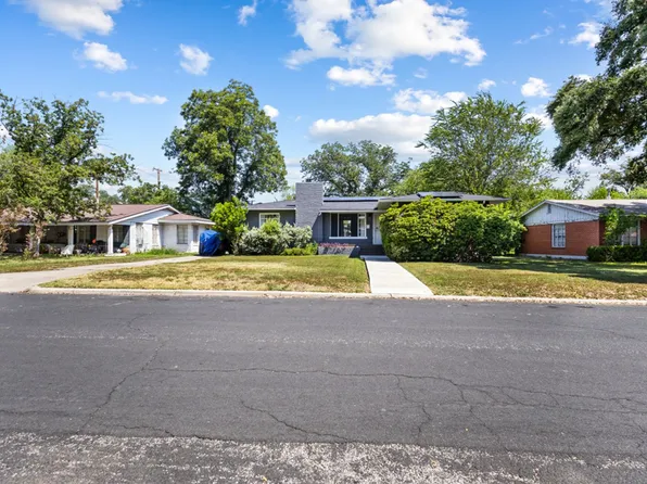 163 Cromwell Dr, San Antonio, TX 78228