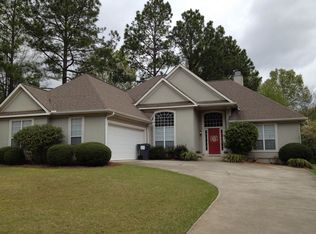 104 Inverness Dr, Perry, GA 31069