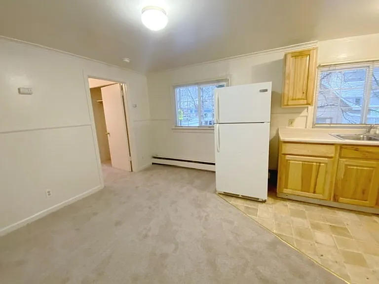 1335 Hyder St — Photo 56