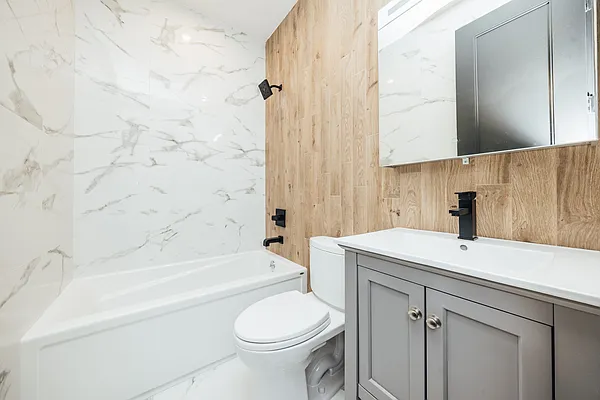 Rented by Nooklyn NYC LLC | media 13