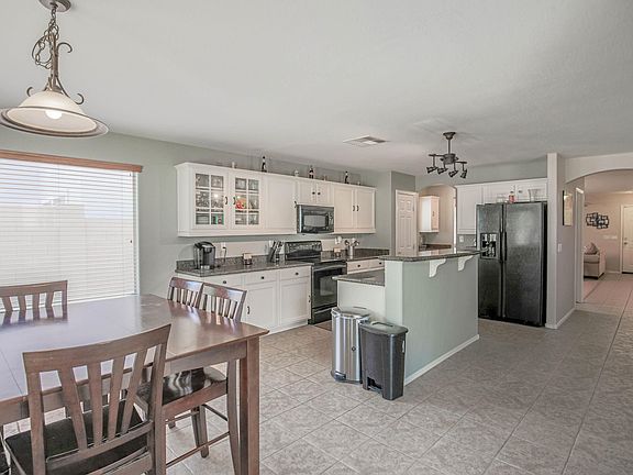 3rd image of 10526 W La Reata Ave
