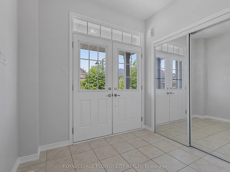 25 Munro Cir — Photo 6