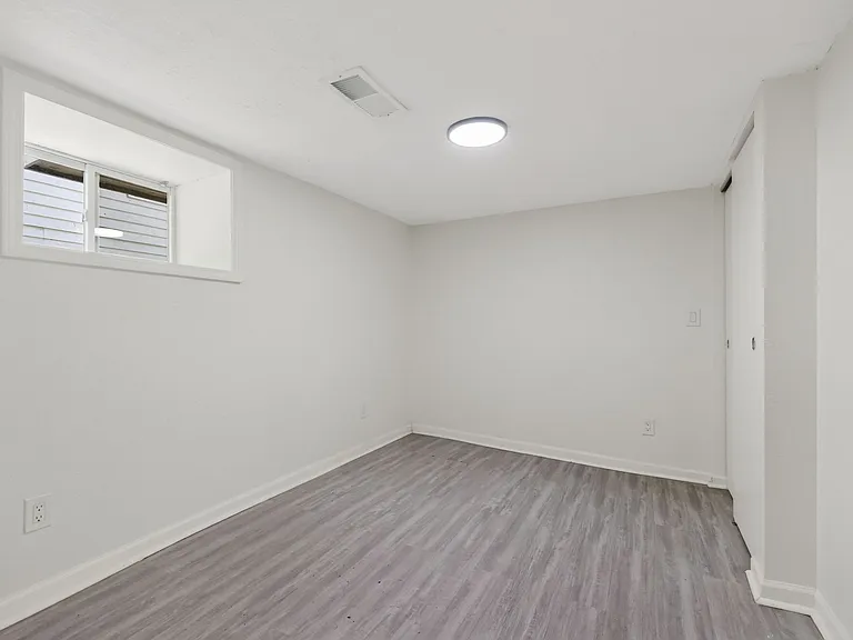 4617 S Benton Ave — Photo 19
