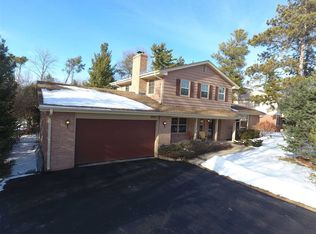 4962 Brookview Rd, Rockford, IL 61107