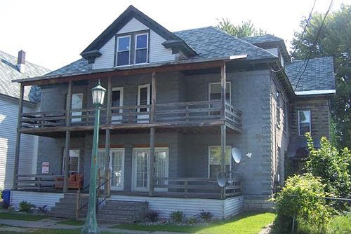 2nd image of 121 William St APT 2