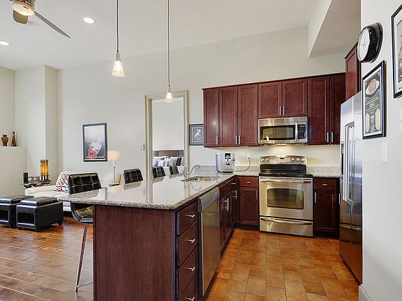 3rd image of 1201 Canal St. #606