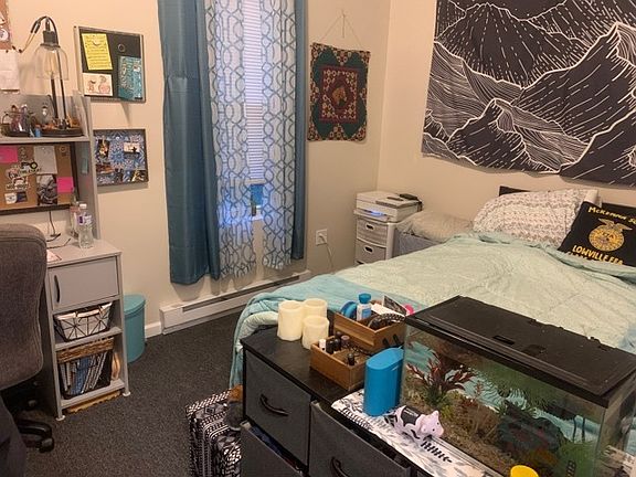 3rd image of 183 Macarthur Ave #10944275