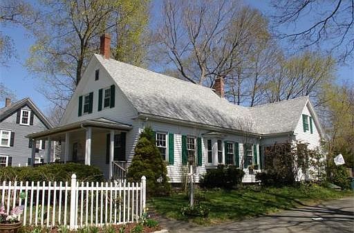 2nd image of 996 Plymouth St