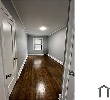2nd image of 8017 S Vernon Ave APT 2A