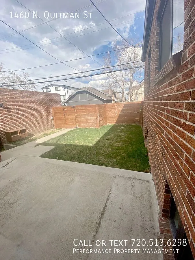 Three bedroom, 2 bathroom modern property! 1 car garage! — Photo 3