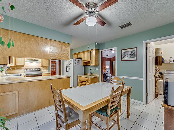 2nd image of 78 Belmont Blvd