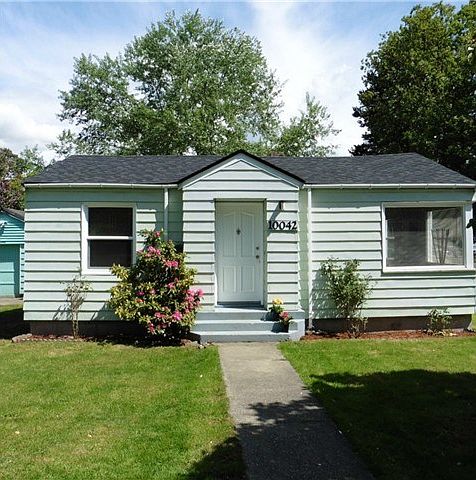 Welcome to 10043 30th Avenue SW