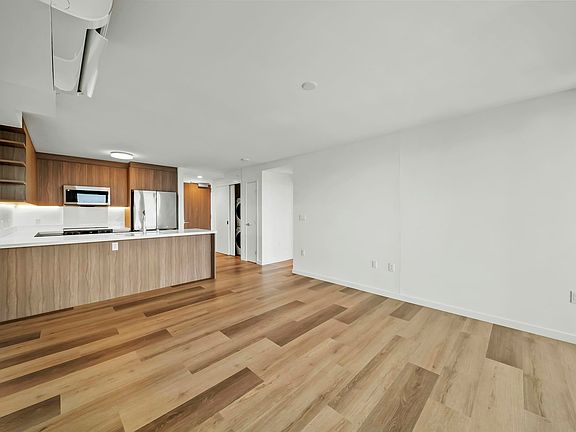 4th image of 1500 Rycroft St #3216