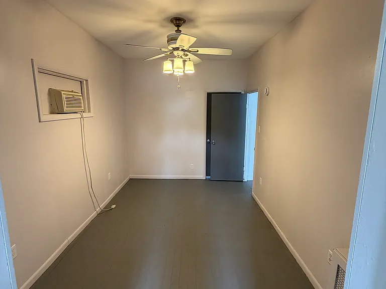 1413 Bulwer St #1 — Photo 12