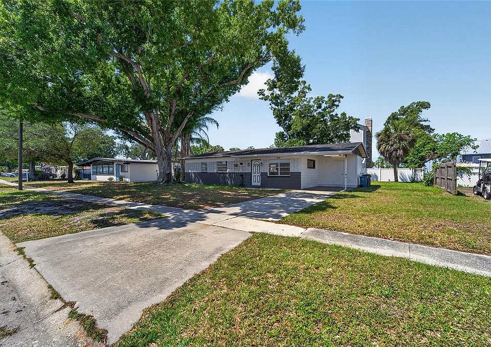 1st image of 314 Country Club Dr