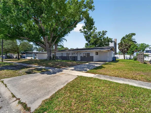 314 Country Club Dr, Oldsmar, FL 34677
