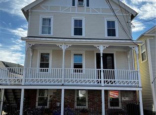 27 Elm St #1, Stonington, CT 06378