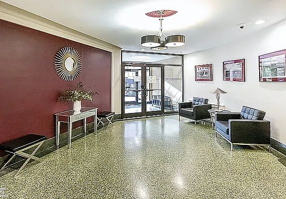 2nd image of 3210 Arlington Ave APT 5D