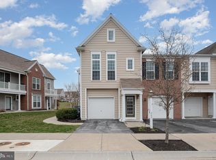 722 Whitetail Dr, Hummelstown, PA 17036