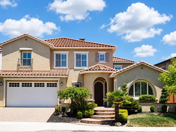 2458 Marsanne St, Danville, CA 94506
