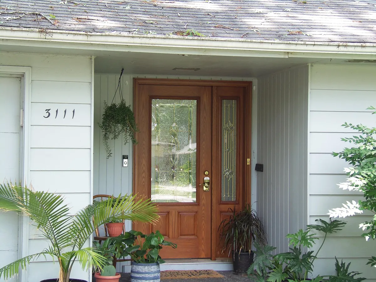 Building Photo - 3111 River Forest Dr