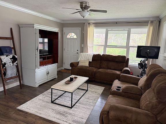 3rd image of 103 Cannon Dr