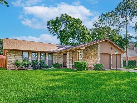 5th image of 21622 Park Villa Dr