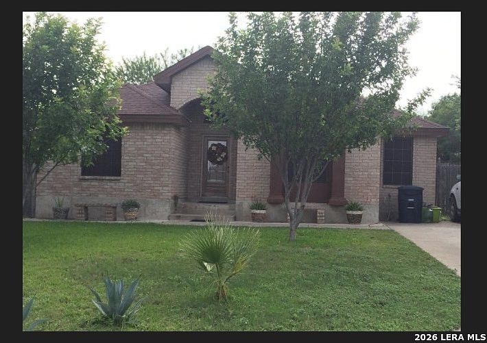 1st image of 1675 Raintree Dr