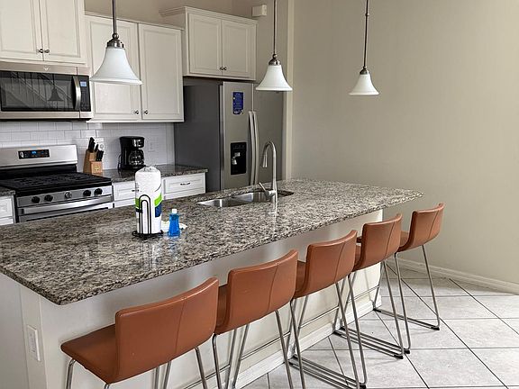 3rd image of 5517 Misty Oak Cir