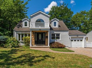 391 Congress St, New Milford, NJ 07646