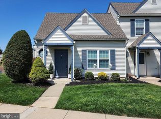 279 Knoll Dr, Blackwood, NJ 08012