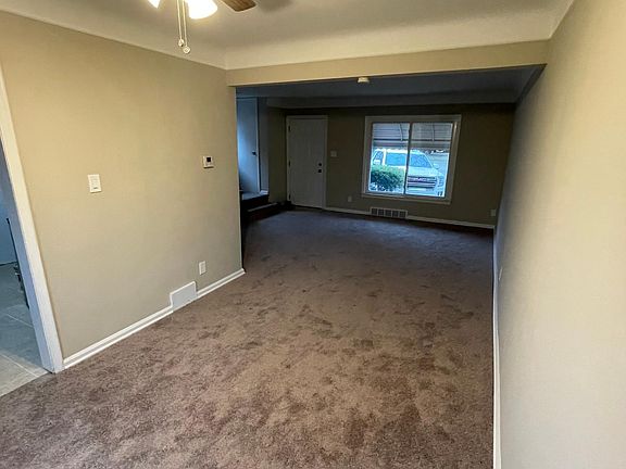 4th image of 24060 Coolidge Hwy #24060