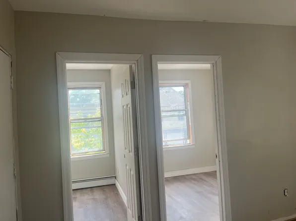 89 S Ward St #1, New Brunswick, NJ 08901