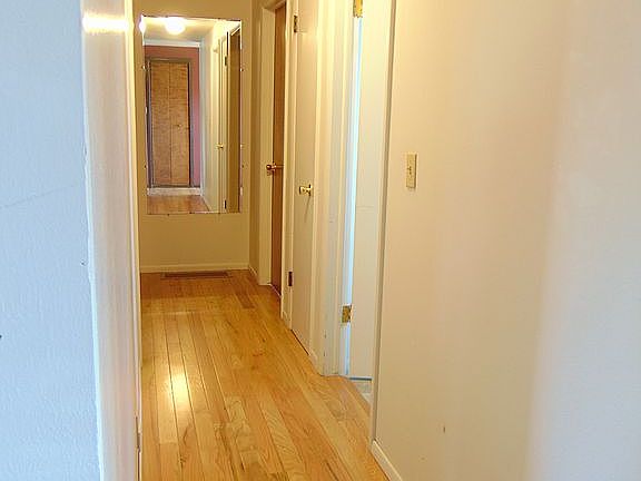 hallway to bedrooms
