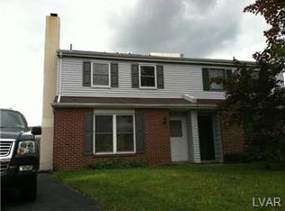 4 Whittier Ct, Quakertown, PA 18951
