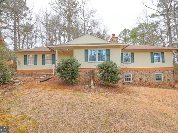 207 N View Pointe Dr, Lagrange, GA 30241