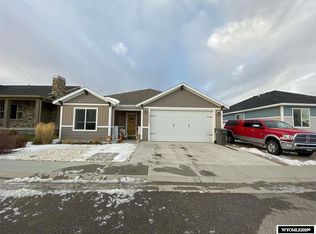1523 Red Tail Dr, Rock Springs, WY 82901