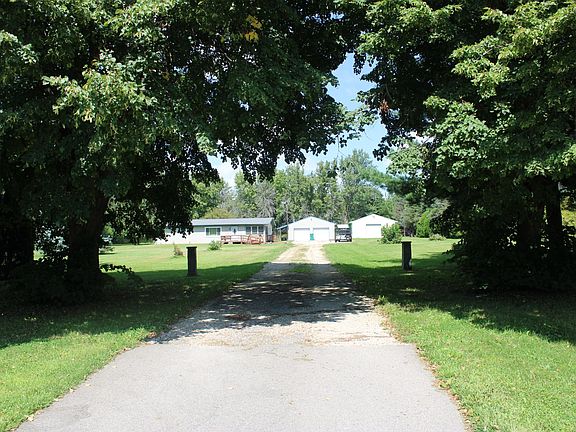 2nd image of 58354 220th St