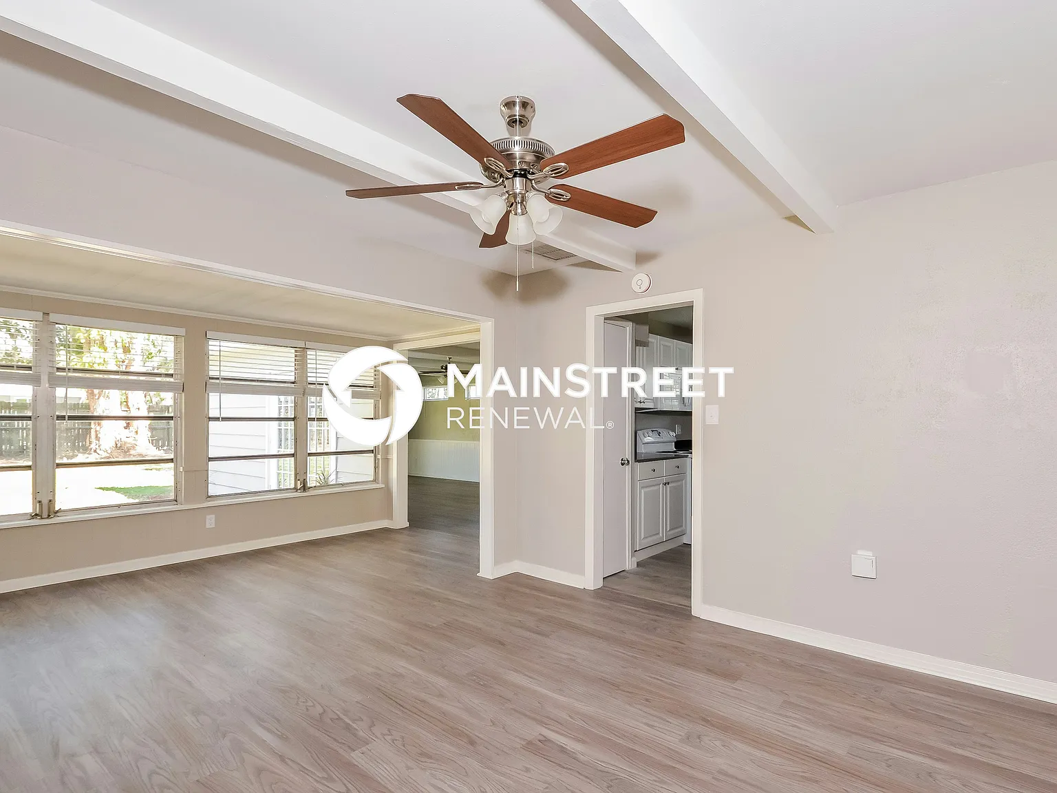 2839 Hope St — Photo 3