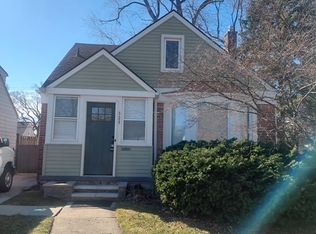 929 Larkmoor Blvd, Berkley, MI 48072