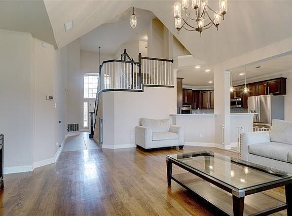 4th image of 6619 Falcon Crest Ln