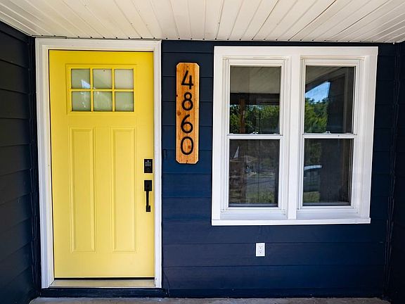 3rd image of 4860 Oakland Ave