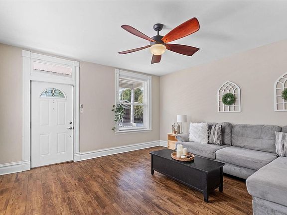 4th image of 4979 Nagel Ave