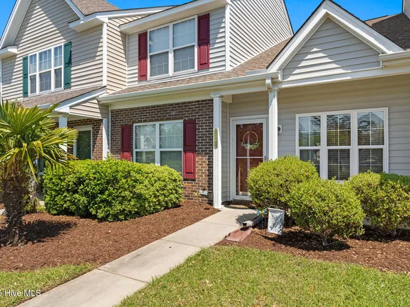 36 Calabash Lakes Boulevard, Calabash, NC 28467