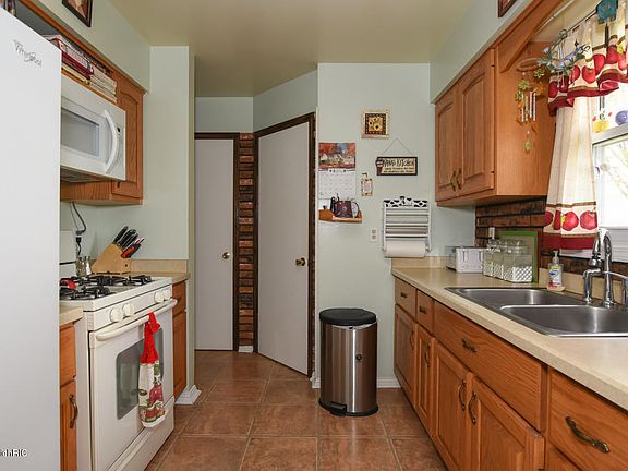 4th image of 10090 E Mn Ave