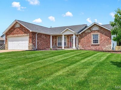 5 Glen Forest Ct, Troy, MO, 63379