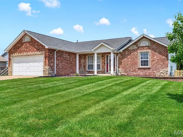 5 Glen Forest Ct, Troy, MO 63379