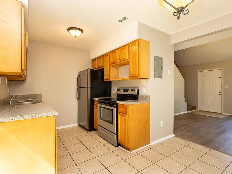 1120 McBrien Rd #A — Photo 7