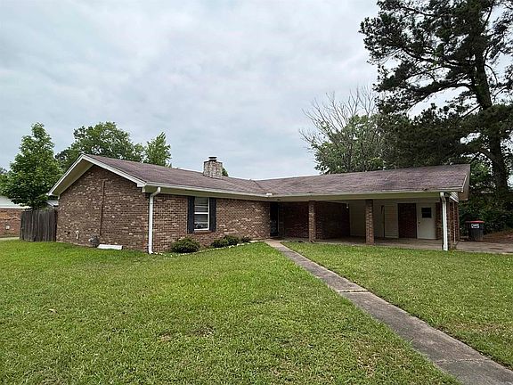 2nd image of 3 Mockingbird Ln