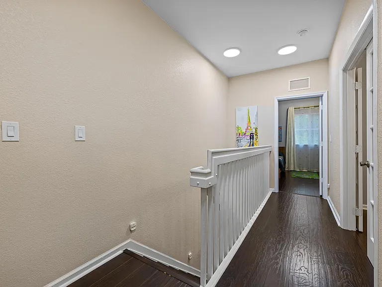 8313 Santa Monica Ter #8313 — Photo 9
